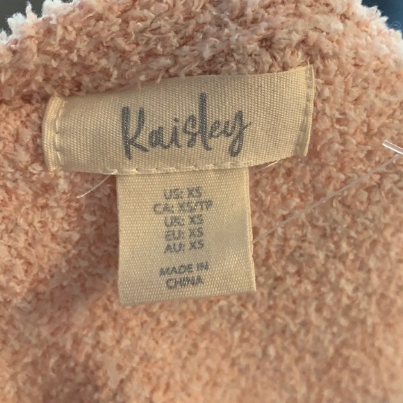 cozy pink sweater - Picture 3 of 3